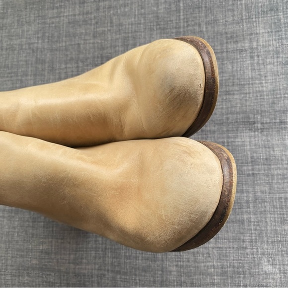 Samantha Pleet Wolverine 1000 Mile Arc Ankle Chelsea Booties - Picture 6 of 9